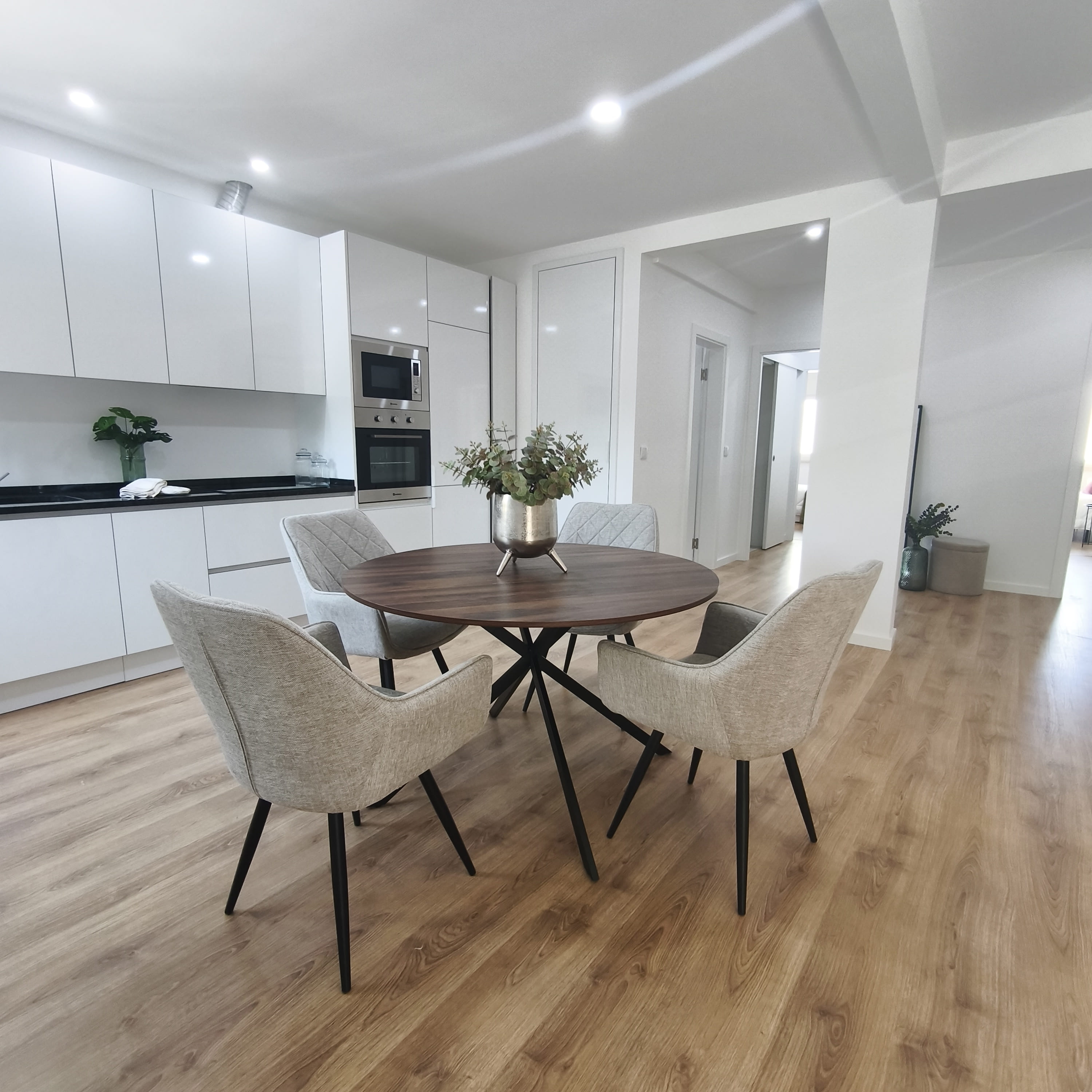 T3 remodelado com suite de 16 m² · 7