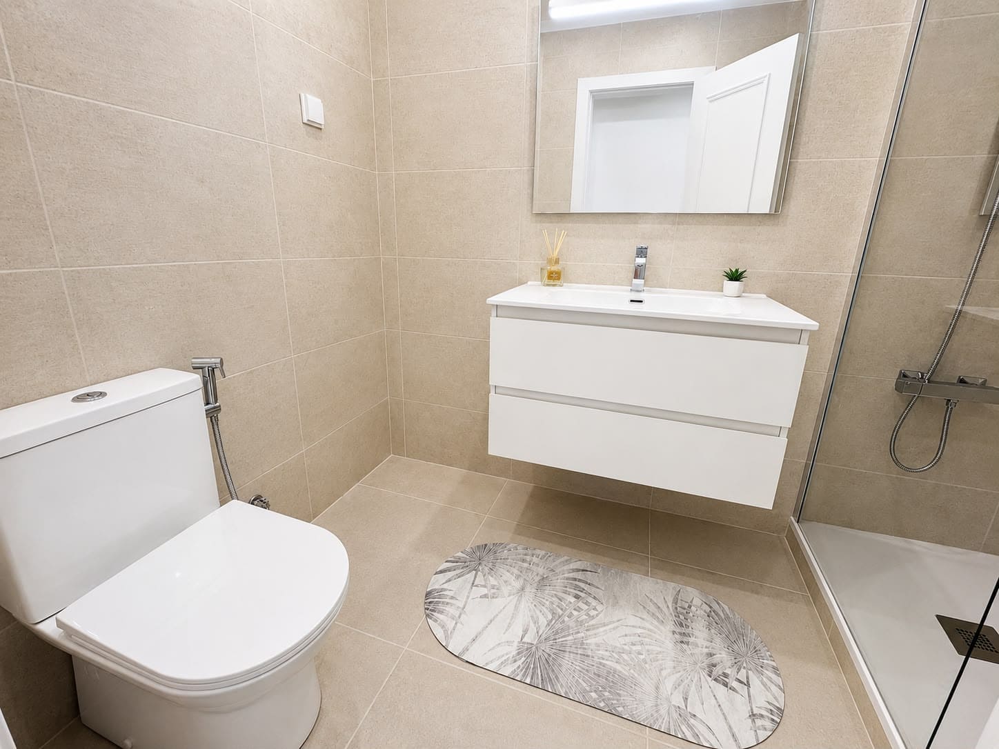 T3 remodelado com suite, varanda e arrecadação no Feijó · 8