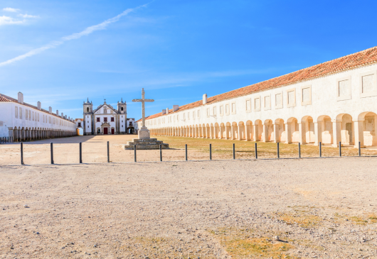 T1+1 em condomínio com piscina em Sesimbra · 9